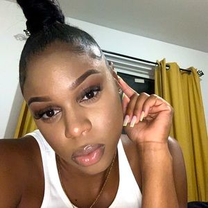 GTA PICKUP + DROP OFFS AVAILABLE! :)